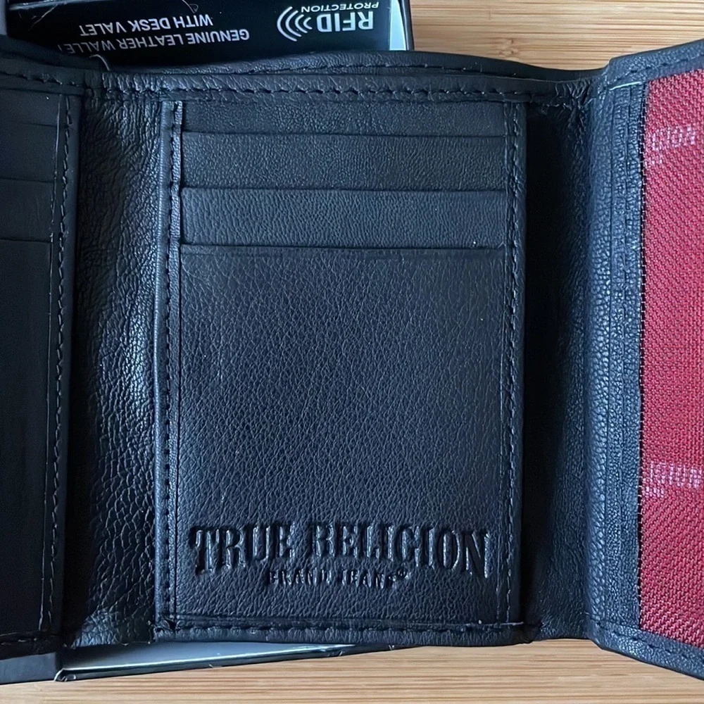 Brand New True Religion Genuine Leather Black Men’s Kincaid Wallet w/ Desk Valet